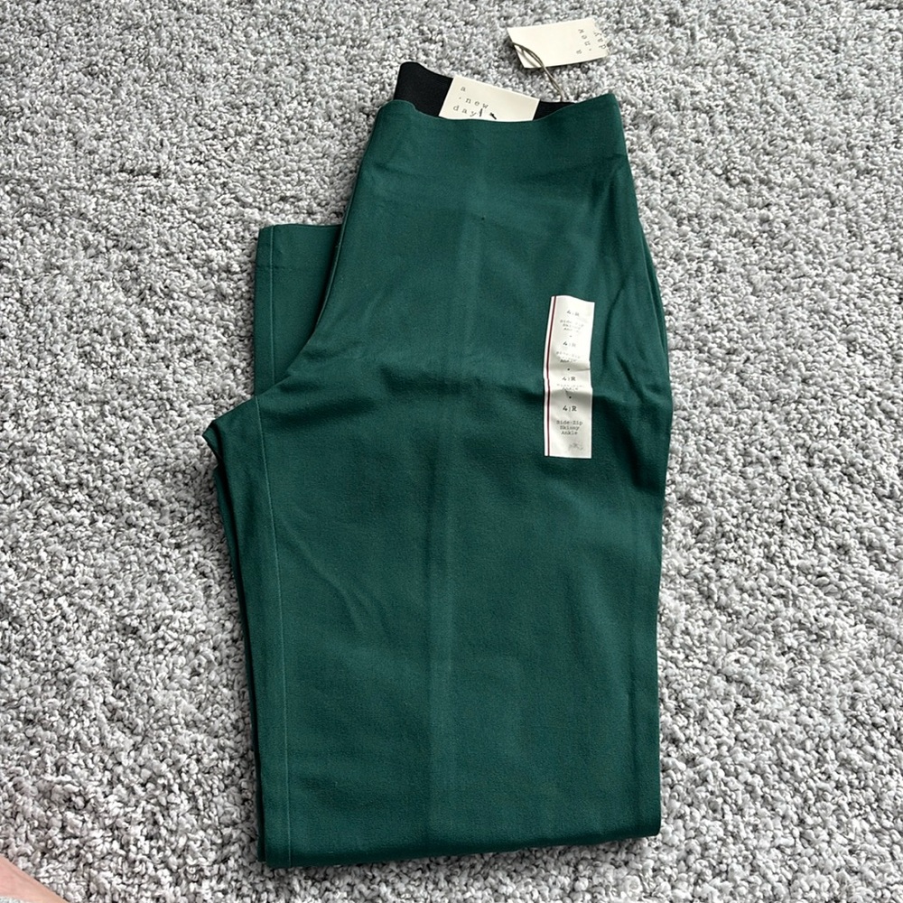Skinny dress pants